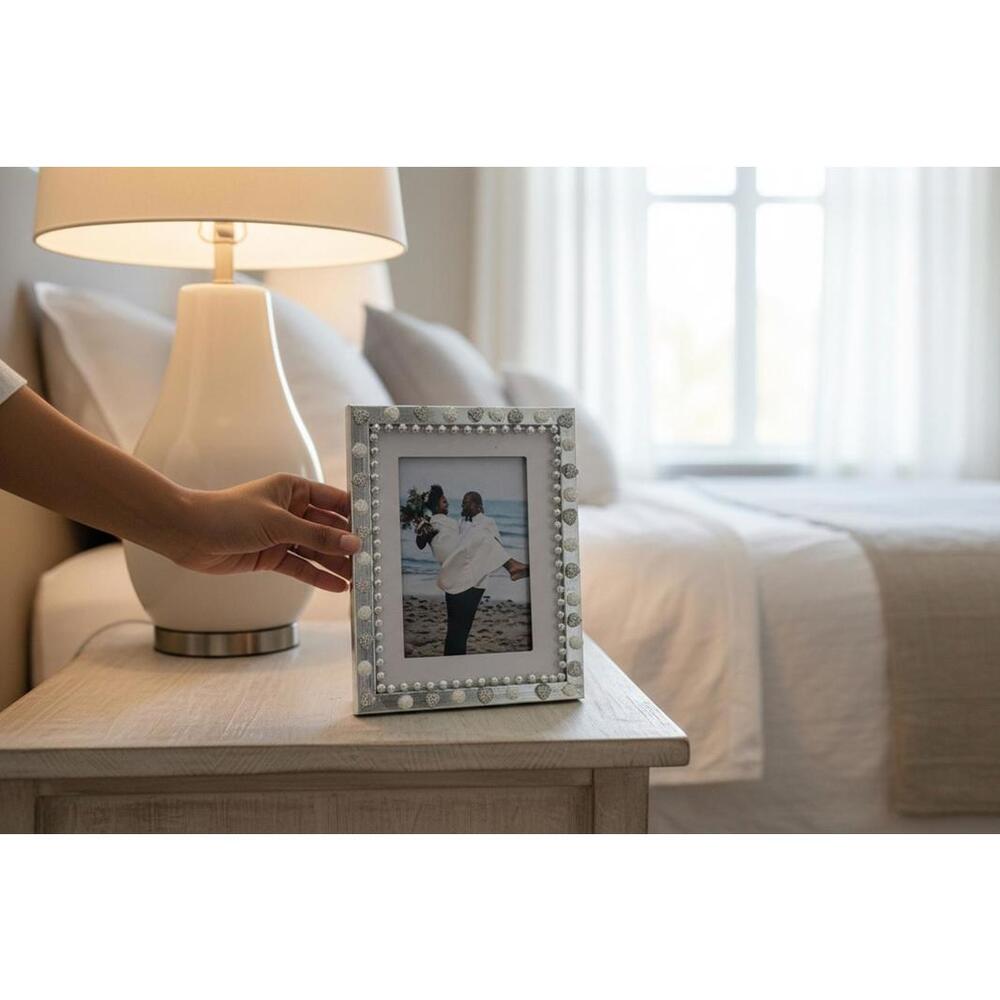 Decorative 4x6 Silver and White Beaded Photo Frame